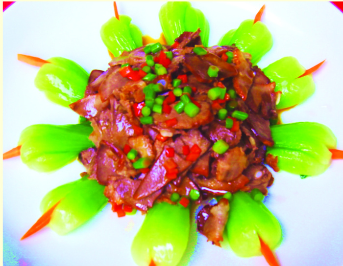 J04-0121  酱爆猪舌尖