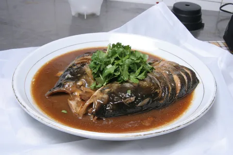 38  土家鱼头王-华丰宾馆