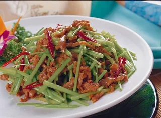 小香芹爆牛肉28