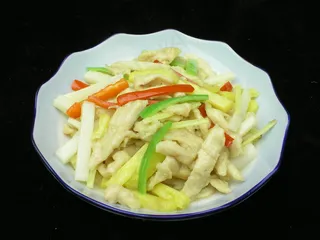 1020凤梨山药炒鸡柳