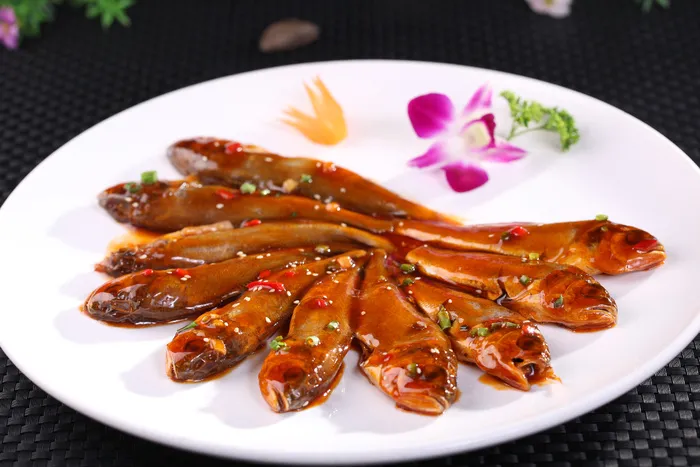 H00032炭烧小黄鱼 (2)