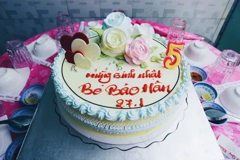 五周年纪念蛋糕图片