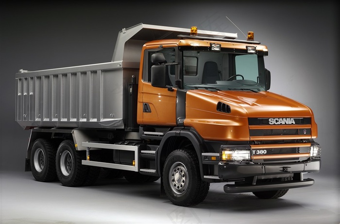 金黄色卡车图片素材欣赏