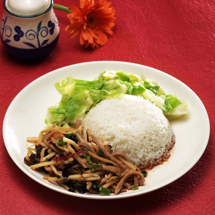 鱼香肉丝拌饭