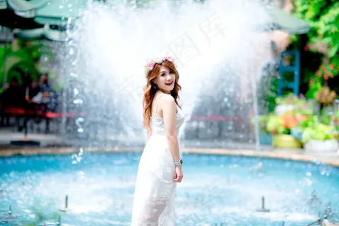 氧气少女模特图片