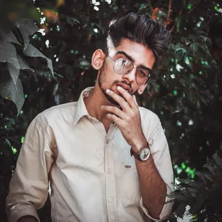 男生大背头短发发型图片 男生大背头短发发型图片