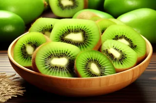 切片猕猴桃水果摄影图