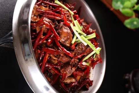 鸽子杠馒沾着吃 (3)