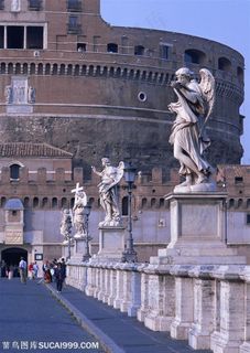 世界风情-桥上面的雕像