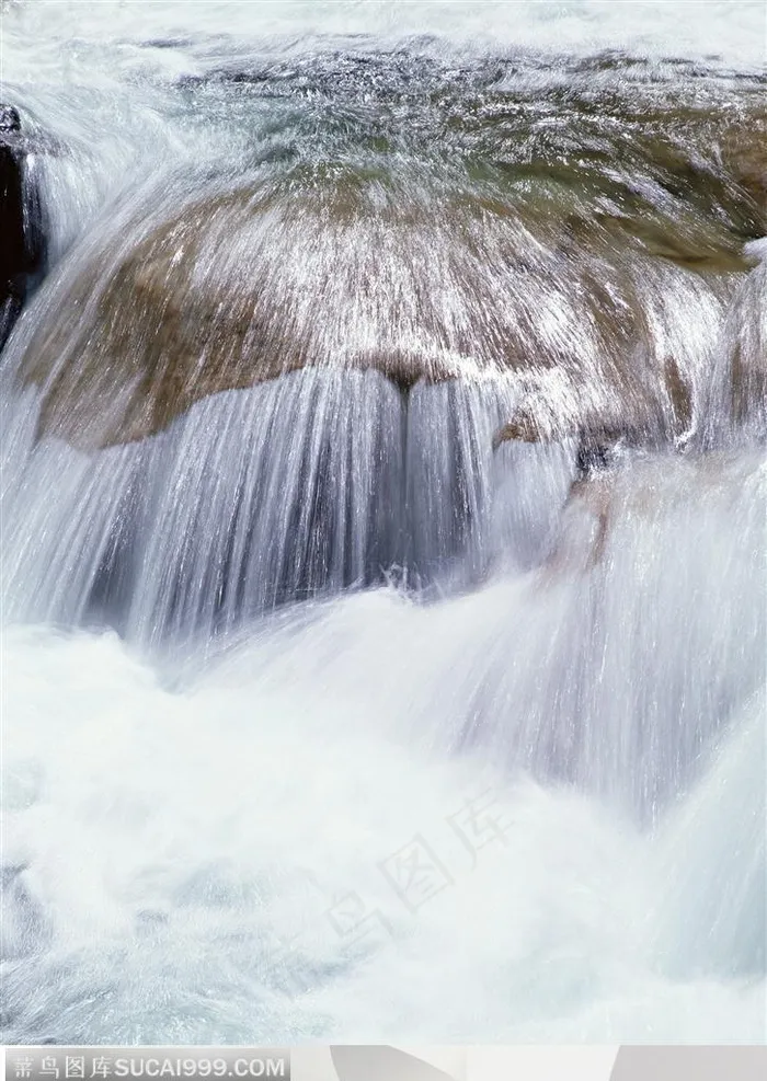 山水瀑布-洁白的溪水