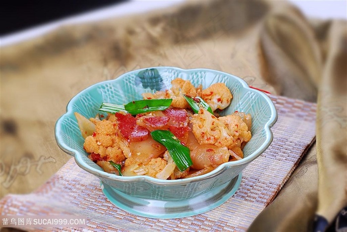 花菜炒风肉中华美食摄影图