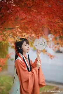 可爱古装唯美女生写真图片素材