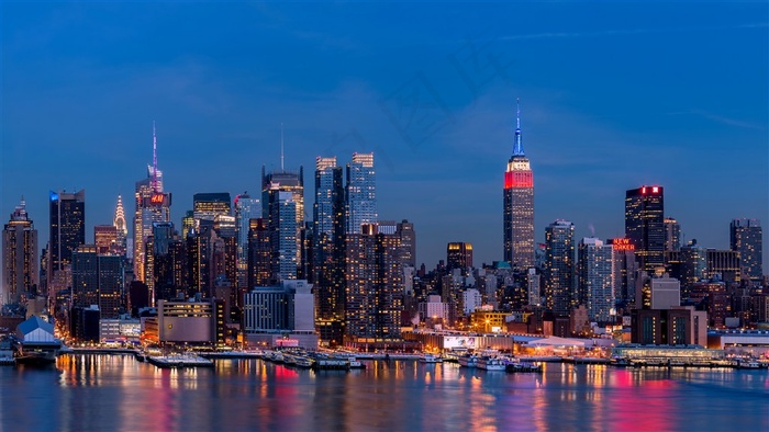 纽约帝国大厦夜景