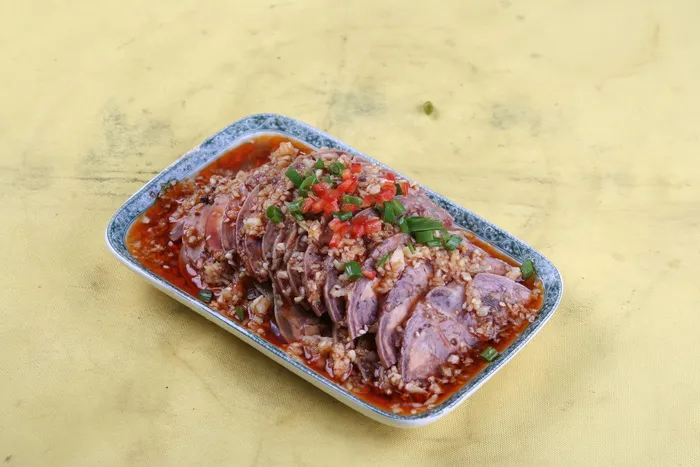 45乱蒜羊脸-乡村小镇