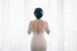 新娘婚纱背影图片