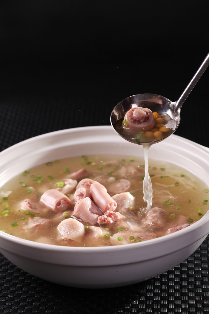 D00239黄豆炖猪尾 (2)