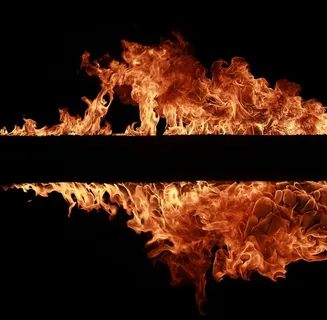 燃烧的烈焰元素素材图片