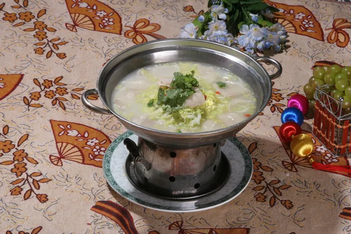酸菜白肉 - 酸菜白肉 -
