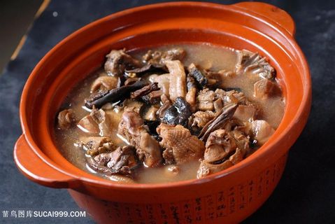 品野菌炖土鸡