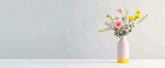 桌面花瓶花束简约情人节花束室内装饰摄影图(1712x704)