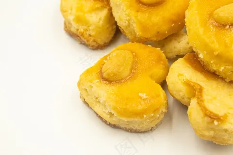 黄色爱心饼干图片 黄色爱心饼干图片