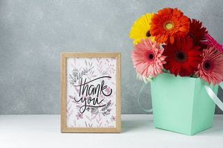 花朵装扮相框PSD素材