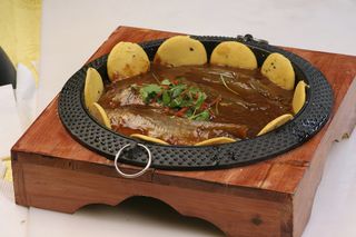 46广式焖鱼锅 南粤渔村