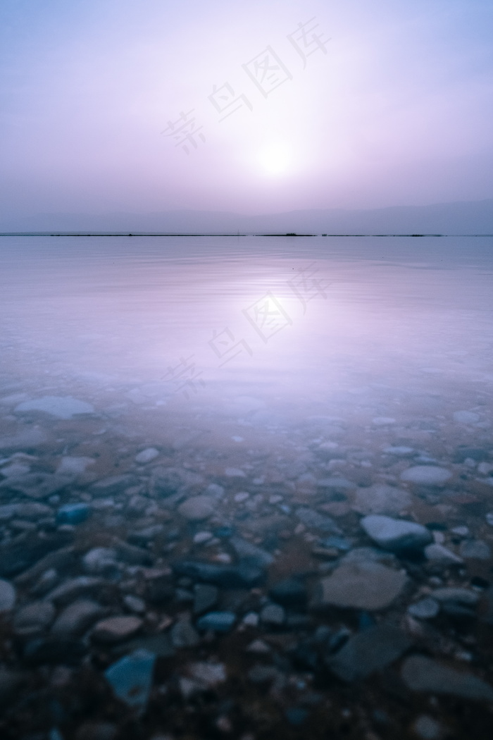 非主流湖泊风景图片