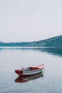 江上渔船图片 江上渔船图片