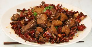 辣子皮酥鸭25元 (2)