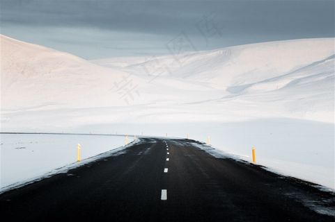 白雪公路图片