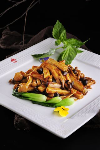 葱香山珍菌高清图