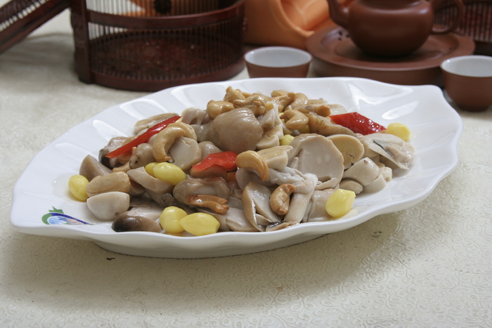 山菌小炒 26元