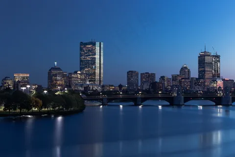 宁静清幽城市夜景图片 宁静清幽城市夜景图片