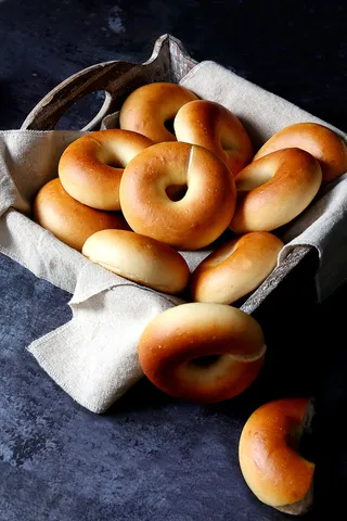 蛋糕店小蛋糕慕斯美食甜品图片