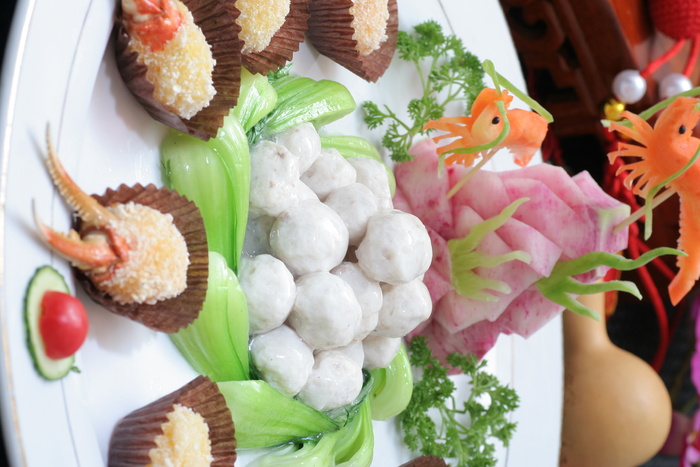 黄金蟹钳烩鱼丸