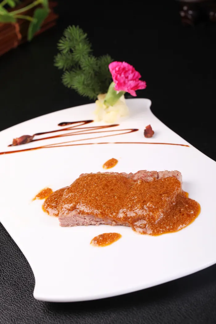 鱼籽酱香煎牛扒 (2)