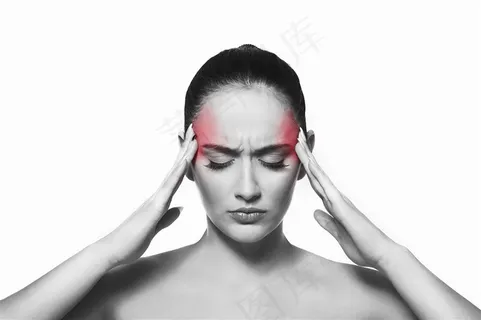 双手按压太阳穴的女性高清图片 双手按压太阳穴的女性高清图片