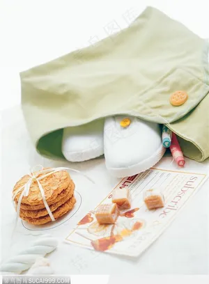 生活用品-袋中的物品