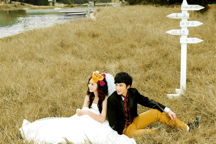 秋的记忆恋人婚纱外拍图片