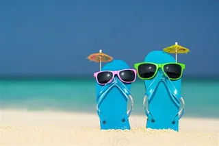 美丽的沙滩凉鞋景色高清图片