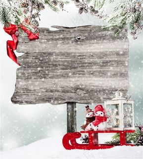 正在滑雪橇的雪人和布告板海报