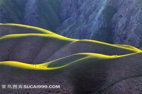 新疆库克苏河山脉摄影 新疆库克苏河山脉摄影