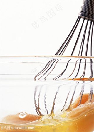 搅拌鸡蛋黄高清图