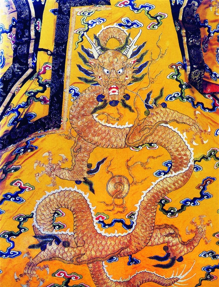 服饰龙纹图案设计素材