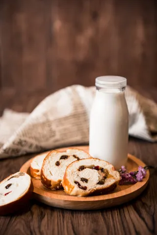 蛋糕店小蛋糕慕斯美食甜品图片