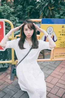 阳光可爱的少女