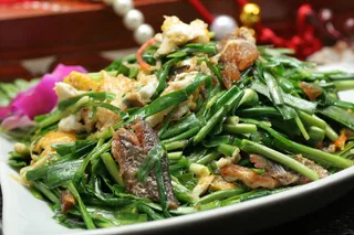 鲮鱼鲜韭荷包蛋 (1)