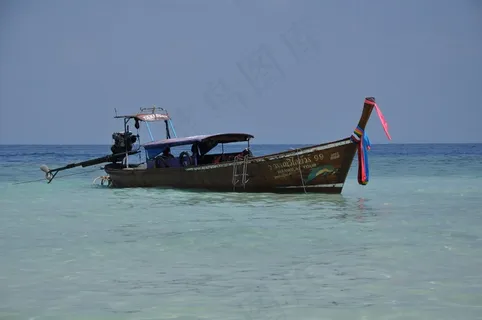 海上船只图片