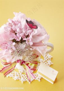 粉色花朵与卡片高清图片
